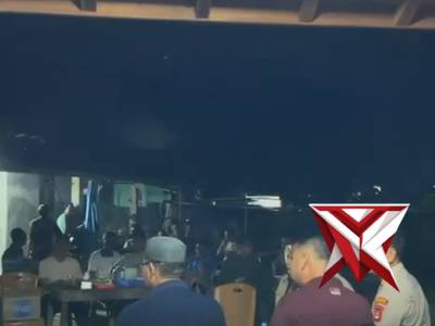 Kapolres oku selatan berkunjung ke pos kamling di wilayah hukum polres oku selatan.