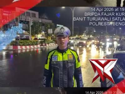 Dalam rangka menjaga keamanan, keselamatan, ketertiban, dan kelancaran lalu lintas (kamseltibcar lan - PoliceTube