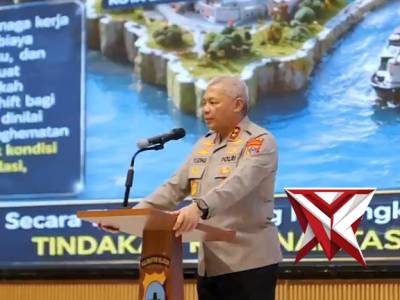 Jam Pimpinan Kapolda Kalsel - PoliceTube