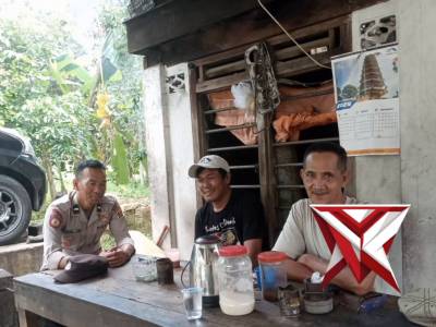 Personil Polsek Tanjung Lubuk Hadir ditengah-tengah masyarakat

Polres OKI Hadir