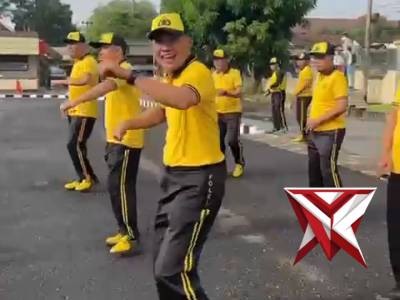 Senam bersama Polres Metro