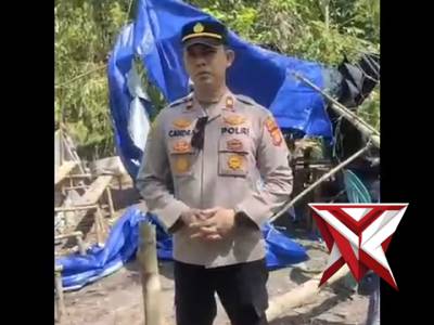 Pembongkaran terhadap pondok narkoba yg berada di perkebunan warga Desa Terusan Menang Kec. SP Padan - PoliceTube
