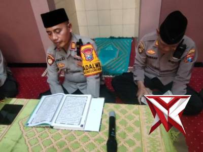 Polsek Bojonegoro Kota Gelar Ngaji Bersama, Perkuat Iman dan Taqwa Personel