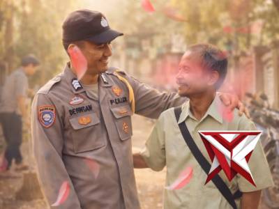 Keakraban polri dengan masyarakat untuk mendengar keluhan masyarakat - PoliceTube