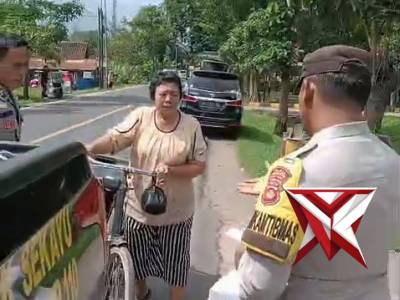 Berbagi kebaikan, menjalin kedekatan. Polri hadir untuk masyarakat - PoliceTube