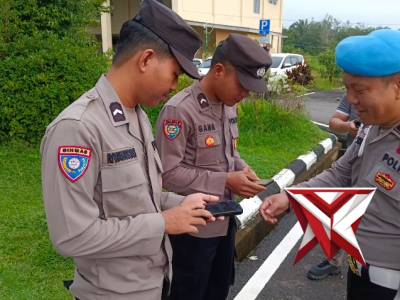 KEGIATAN PENGECEKAN APK JUDOL PERSONILPOLRES PALI OLEH SIPROPAM POLRES PALI - PoliceTube