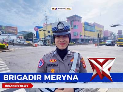 Reportase pantauan arus lalu lintas dari perempatan lampu merah Sadang