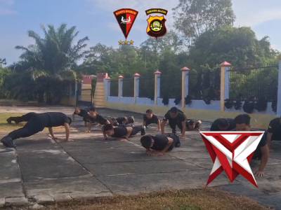 Personel Kompi 2 Batalyon C Pelopor Melaksanakan Giat Olahraga Pagi Bersama - PoliceTube