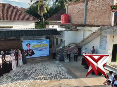 Kapolda Sumatera Selatan Irjen Pol Dr. Sandi Nugroho mewujudkan komitmen nyata dalam pemberdayaan ma - PoliceTube