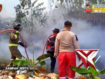 Upaya Penanganan Kebakaran Tim Kontijensi Satsamapta Polresta Barelang