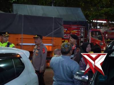 Polres Karawang terus bersiaga demi memastikan kenyamanan dan keamanan masyarakat! ??