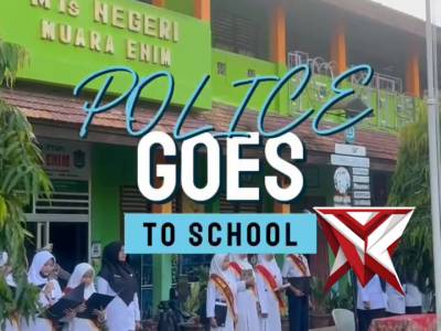 Personel Satuan Lalu Lintas Polres Muara Enim melaksanakan kegiatan Police Go To School