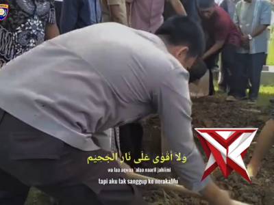 POLRI HADIR MEMBERI DOA DAN DUKUNGAN.