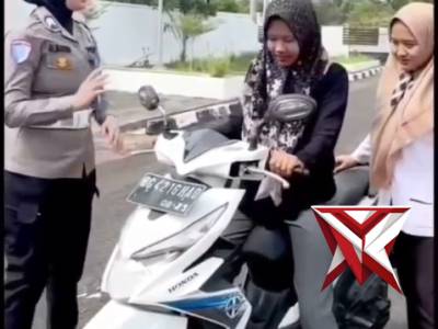 Polres Musi Rawas memberi Himbauan peraturan Lalulintas - PoliceTube