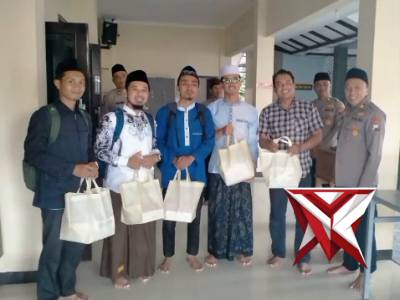 Kegiatan Khataman Qur'an di Masjid Polres Malang