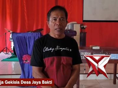 Dukung Program Belida Kapolda Sumsel IJP Sandi Nugroho, Polres Mura Kurve di Gereja Gekisia - PoliceTube