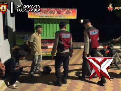 Pers Sat Samapta Melaksanakan Patroli Malam di Taman Seputaran Kota Sekayu