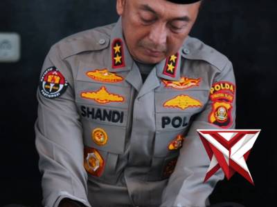 Kapolda Sumsel, Irjen Pol Dr. Sandi Nugroho, S.I.K., S.H., M.Hum., memimpin kegiatan Tasyakuran - PoliceTube