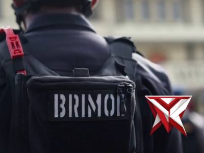 Komandan Satuan Brimob Polda Kalbar  memimpin apel kesiapsiagaan