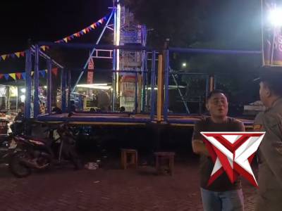 Patroli hiburan pasat Malam Desa Pohjejer, Kec. Gondang.