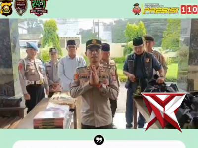 Jumat Berkah, amanah dalam bertugas, tulus dalam berbagi - PoliceTube