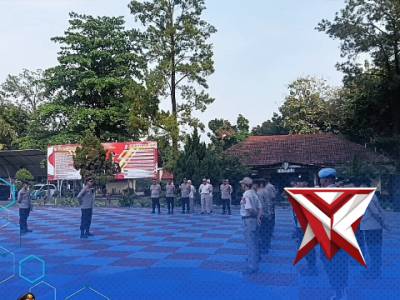 Anggota Polres Subang melaksanakan apel fumgsi - PoliceTube