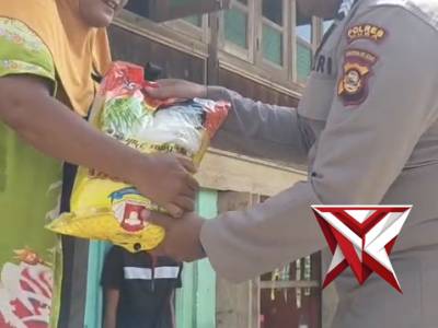 Polisi sahabat masyarakat. Berbagi rezeki, merajut tali silaturahmi. ????? - PoliceTube