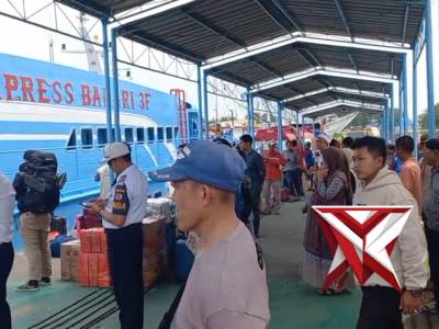 Giat PAM Kedatangan kapal Express Bahari 3F situasi Aman terkendali