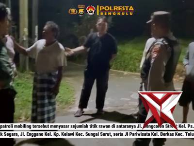 *Patroli Malam, Polsek Teluk Segara Antisipasi 3C dan Gangguan Kamtibmas*