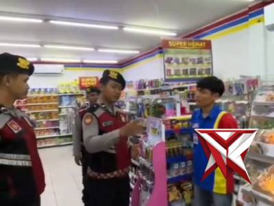 Giat patroli ke pertokoan atau belanja Sat Samapta Polres Musi Banyuasin, 08