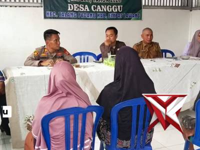 Kapolsek talang padang ikuti giat pembagian BLT Desa Cangu