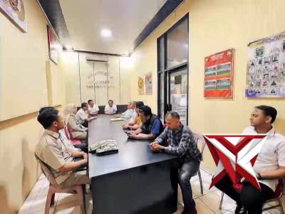 Unit Sospol Melaksanakan kegiatan monitoring dan koordinasi serta kolaborasi dgn instansi terkait.