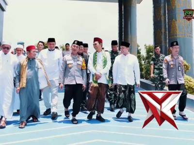 ULAMA UAS BERSAMA KAPOLDA SUMSEL - PoliceTube