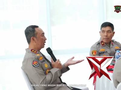 Kapolda Sumatera Selatan Irjen Pol. Dr. Sandi Nugroho memberikan penegasan mendalam bahwa masyarakat - PoliceTube