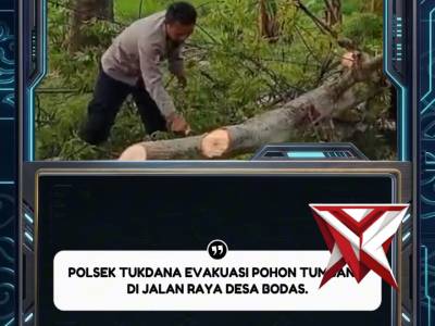 Pola Jabar bergerak cepat menuju lokasi untuk melakukan evakuasi. - PoliceTube