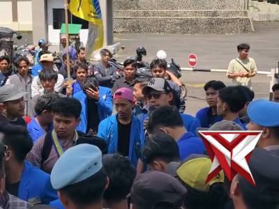 Kapolres Tasikmalaya Melaksanakan Pengamanan Aksi Umjuk Rasa