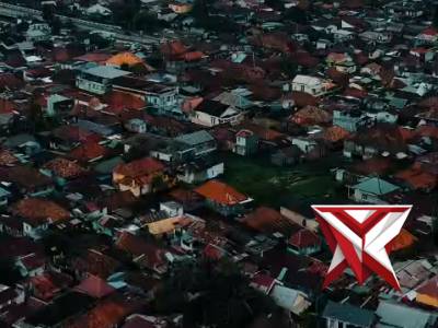 Kapolda Sumsel Irjen Pol. Dr. Sandi Nugroho, S.I.K., S.H., M.Hum. membawa kebahagiaan bagi warga den