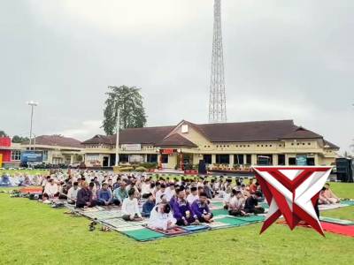 Shalat ied fitri & Halal bihalal Personel polres OKU selatan