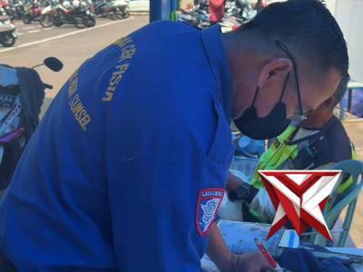 Pelaksanaan cek fisik kendaraan sebagai bagian dari proses administrasi dan identifikasi kendaraan
