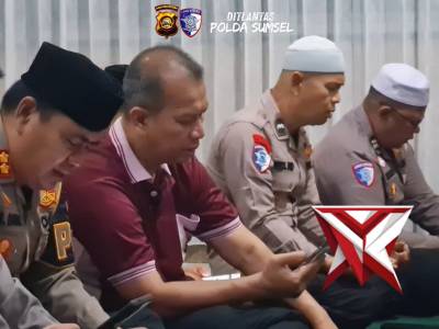 Giat Sholat Subuh berjamaah Ditlantas Polda Sumsel , pada hari selasa 7/4/2026 di mushola Al ikhlas