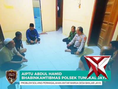 19. Ka BKPM Polsek Tungkal Jaya membantu menyelesaikan permasalahan - PoliceTube