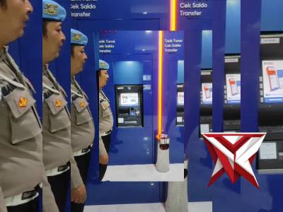 patroli Kamtibmas Polsek Peterongan - PoliceTube