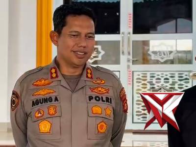 *Title*

Kapolres Musi Rawas Pererat Silaturahmi Lewat Shalat Jumat di Masjid Al Hidayah