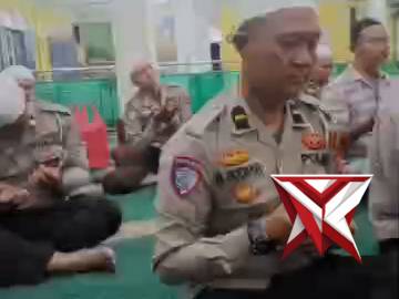 Shalat Subuh Berjamaah satlantas Polres lubuk Linggau - PoliceTube