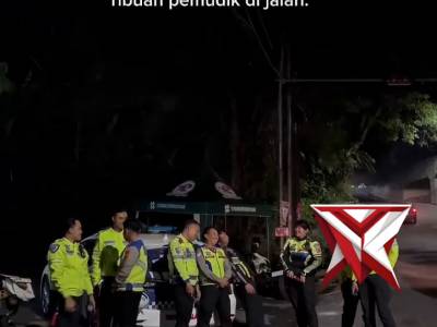 Bukan Sekedar Mengatur Lalu Lintas, Tapi Menjaga Harapan Ribuan Pemudik Di Jalan. - PoliceTube
