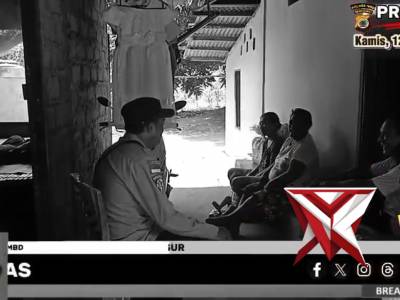 Bhabinkamtibmas desa abusur polsek kisar melaksanakan giat sambang