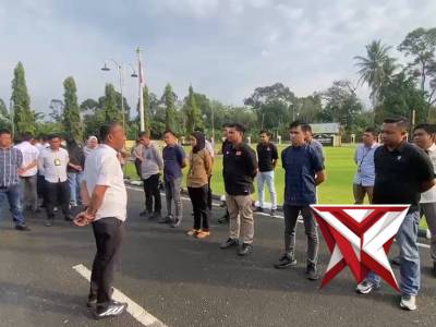 KEGIATAN APEL FUNGSI YANG DI AMBIL OLEH KABAG,KASAT DAN KASI MASING MASING FUNGSI - PoliceTube