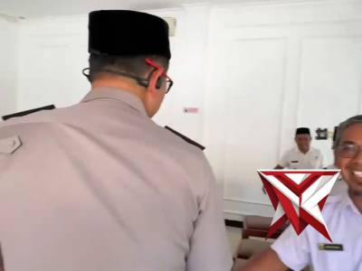 Silaturahmi & Halal Bihalal Persatuan Kepala Desa Indonesia (PKDI) Kabupaten Magetan ??

Momen penu