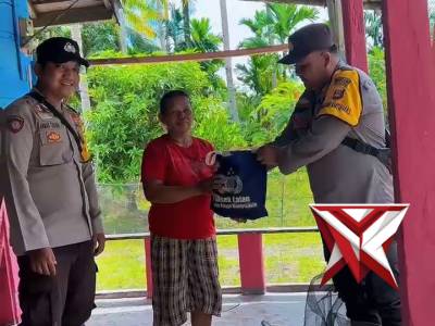 Polri Peduli, Jumat Berkah Berbagi