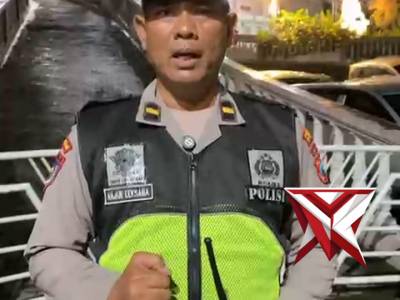 Pengamanan kegiatan Sabtu malam Paskah oleh Polres Magetan dilaksanakan di sejumlah titik gereja. - PoliceTube